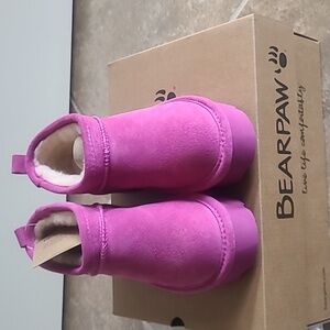 Bearpaw Retro Super Shorty Women's Boots - size 5 New